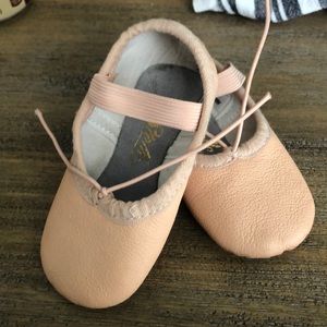 Toddler ballet slippers